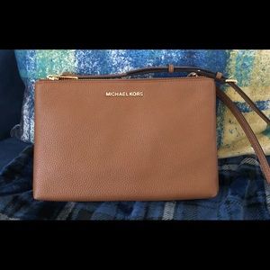 *SALE* NWT💋Michael Kors Double Gusset Crossbody